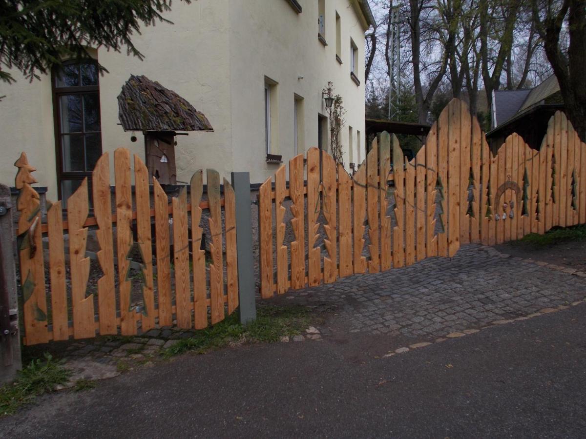 Ferienwohnung "Hinter Den Sieben Bergen" Schwarzenberg  Eksteriør bilde
